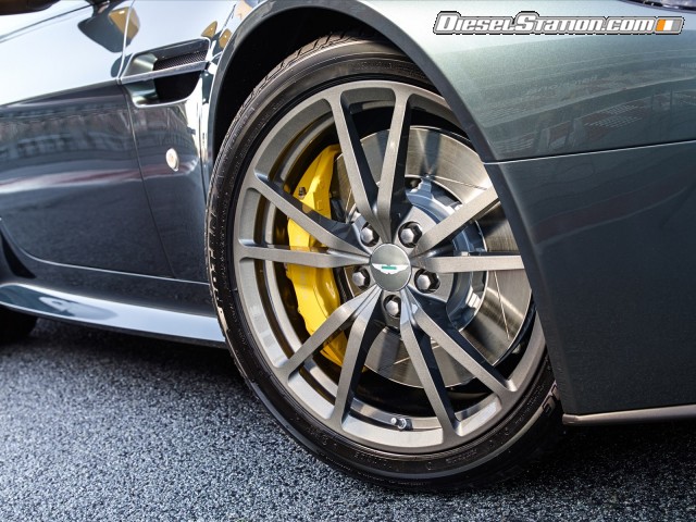 Aston Martin V8 Vantage N430 2015 Picture #10 Aston Martin V8 Vantage N430 2015 Picture #10